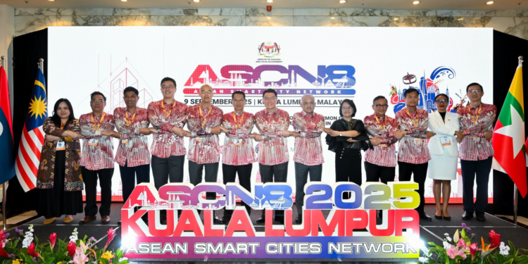 ASCN8: KPKT Kickstarts Regional Dialogues To Build Smarter Future