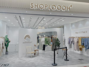 Shoplop Starting Over After a Life-Changing Accident: The Story of SHOPLOOOH