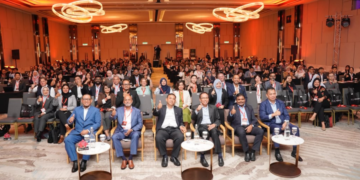 Businesses Need Stronger Change Management to Navigate AI Shift